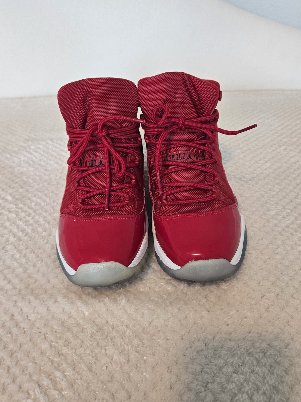 Air Jordan 11 Kids Red Sneakers Size 7Y Gym Red